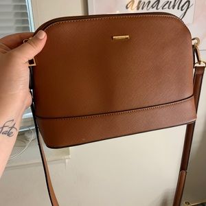 Crossbody bag